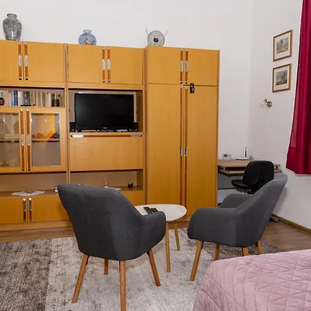 Ket Cica Apartman إغير